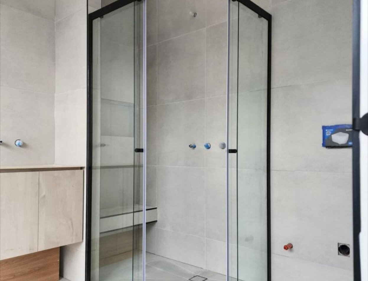 Frameless shower doors by Gulf Light