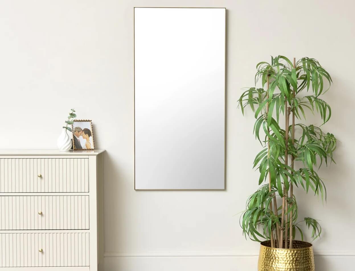 Elegant mirror solutions by Gulf Light