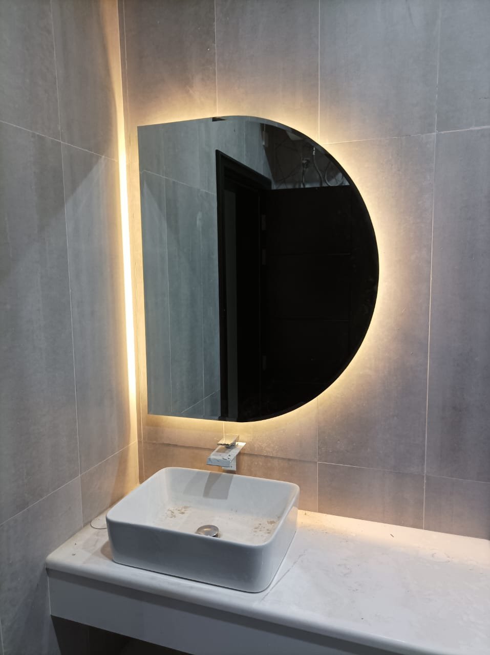 Mirror Installations project image 2